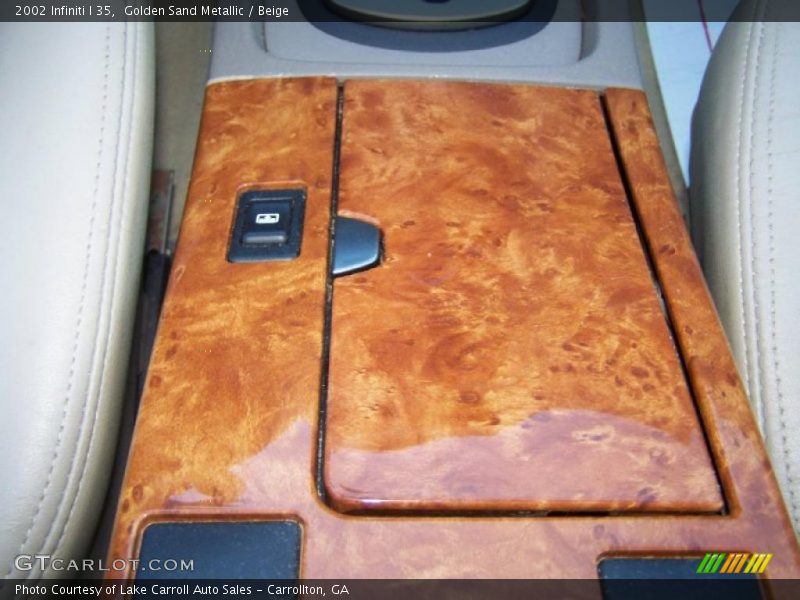 Golden Sand Metallic / Beige 2002 Infiniti I 35
