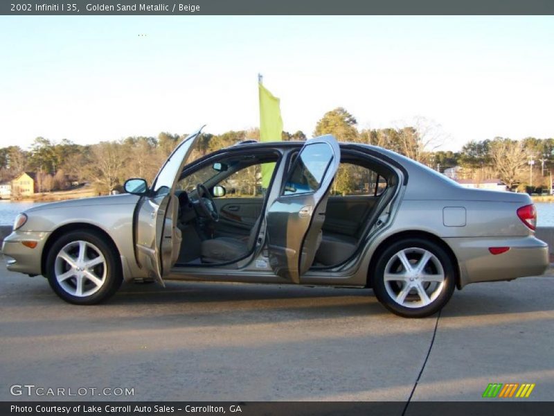 Golden Sand Metallic / Beige 2002 Infiniti I 35
