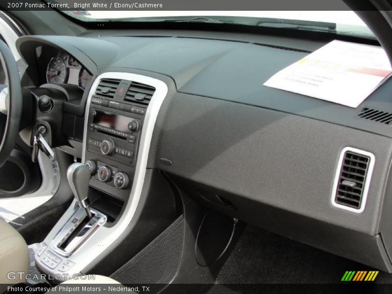 Bright White / Ebony/Cashmere 2007 Pontiac Torrent