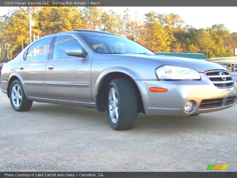 Sterling Mist Metallic / Black 2000 Nissan Maxima GLE