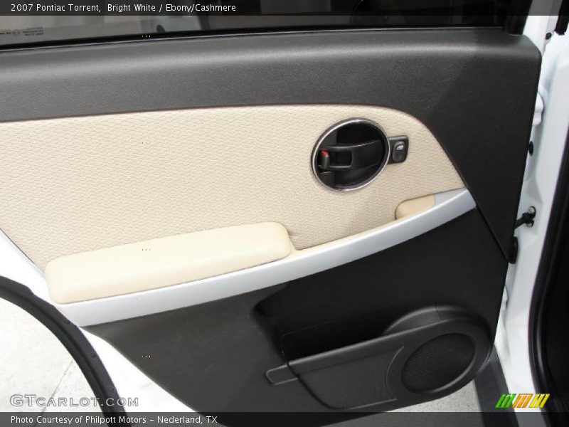 Bright White / Ebony/Cashmere 2007 Pontiac Torrent