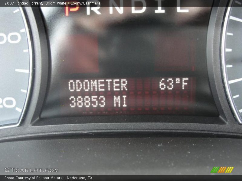Bright White / Ebony/Cashmere 2007 Pontiac Torrent