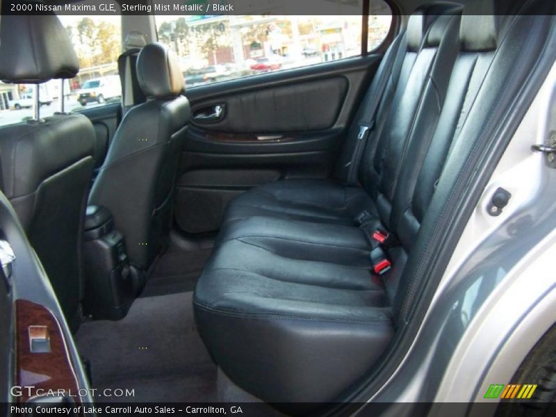 Sterling Mist Metallic / Black 2000 Nissan Maxima GLE