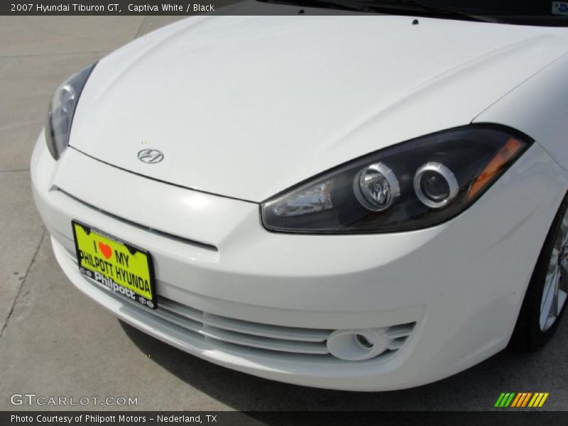 Captiva White / Black 2007 Hyundai Tiburon GT