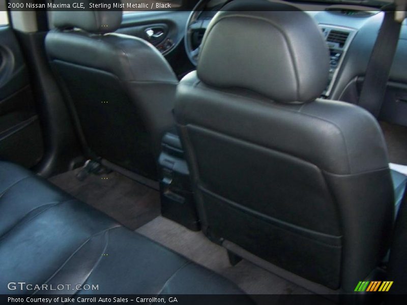 Sterling Mist Metallic / Black 2000 Nissan Maxima GLE