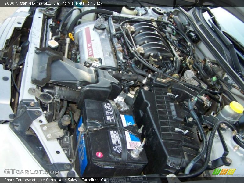 Sterling Mist Metallic / Black 2000 Nissan Maxima GLE