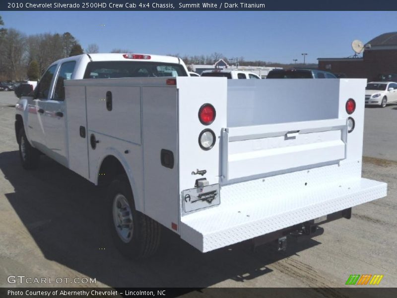 Summit White / Dark Titanium 2010 Chevrolet Silverado 2500HD Crew Cab 4x4 Chassis