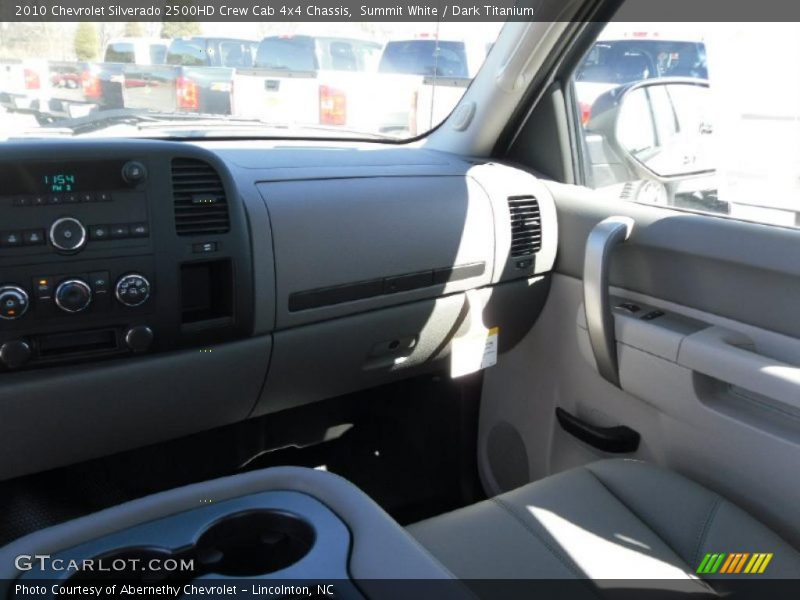 Summit White / Dark Titanium 2010 Chevrolet Silverado 2500HD Crew Cab 4x4 Chassis
