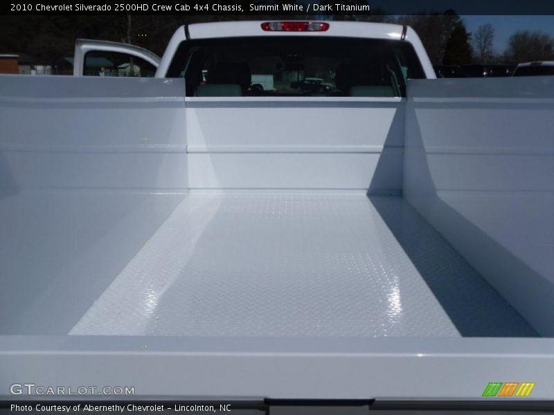 Summit White / Dark Titanium 2010 Chevrolet Silverado 2500HD Crew Cab 4x4 Chassis