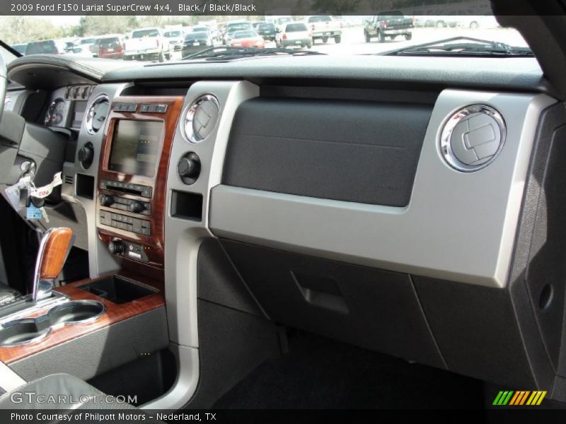 Black / Black/Black 2009 Ford F150 Lariat SuperCrew 4x4