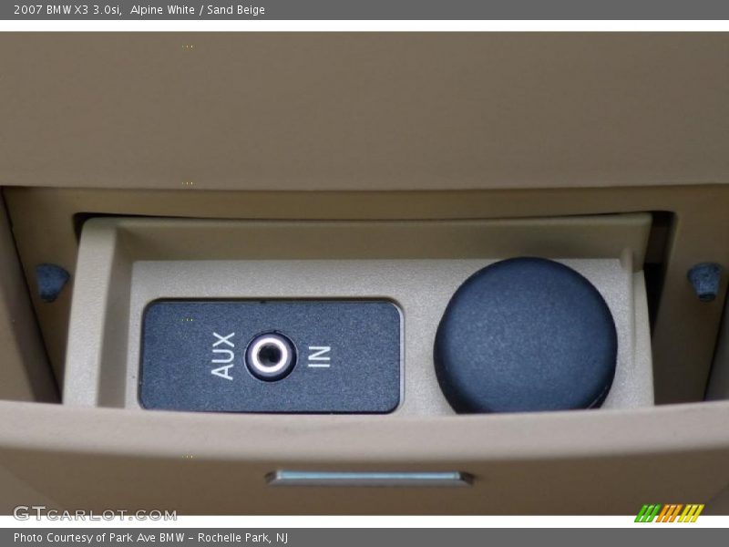 Alpine White / Sand Beige 2007 BMW X3 3.0si