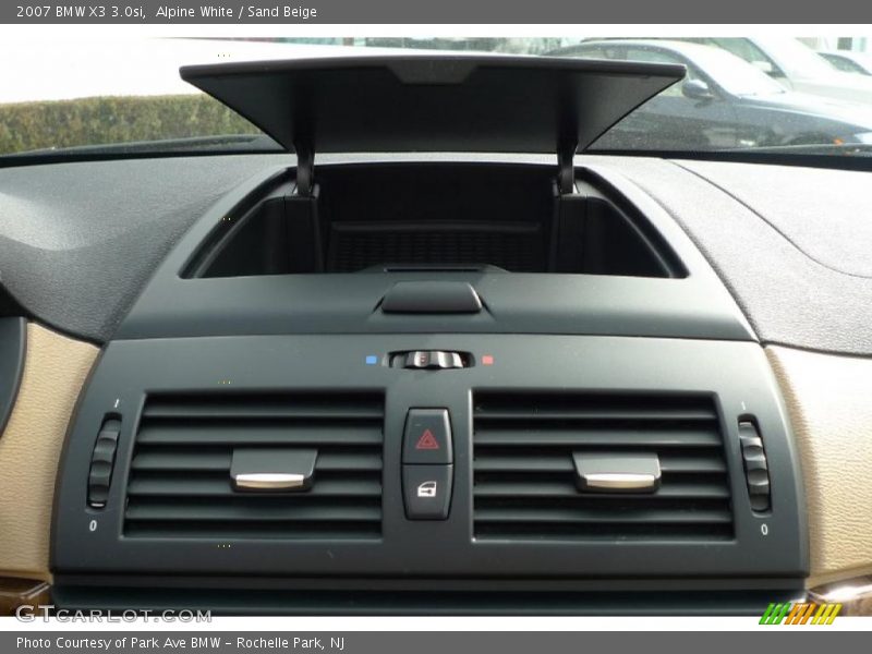 Alpine White / Sand Beige 2007 BMW X3 3.0si