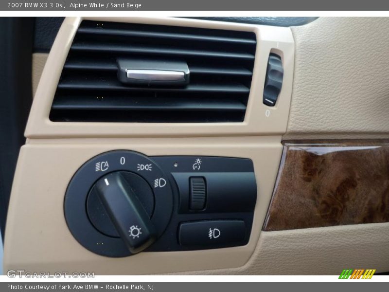 Alpine White / Sand Beige 2007 BMW X3 3.0si