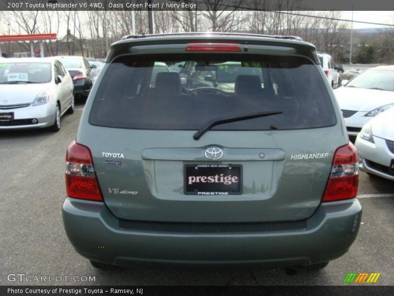Oasis Green Pearl / Ivory Beige 2007 Toyota Highlander V6 4WD