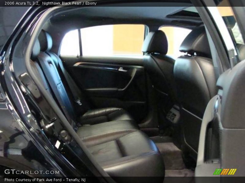 Nighthawk Black Pearl / Ebony 2006 Acura TL 3.2