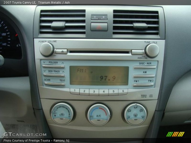 Titanium Metallic / Ash 2007 Toyota Camry LE