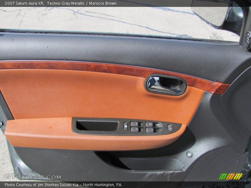 Techno Gray Metallic / Morocco Brown 2007 Saturn Aura XR