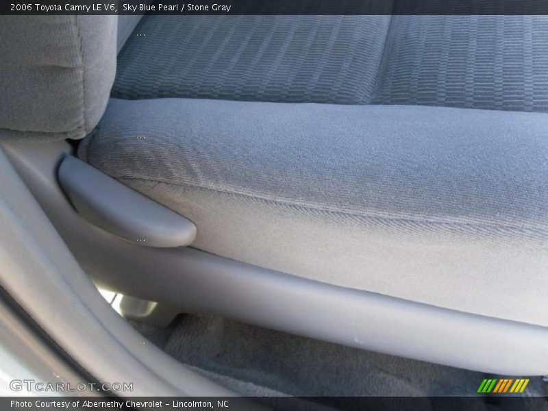 Sky Blue Pearl / Stone Gray 2006 Toyota Camry LE V6