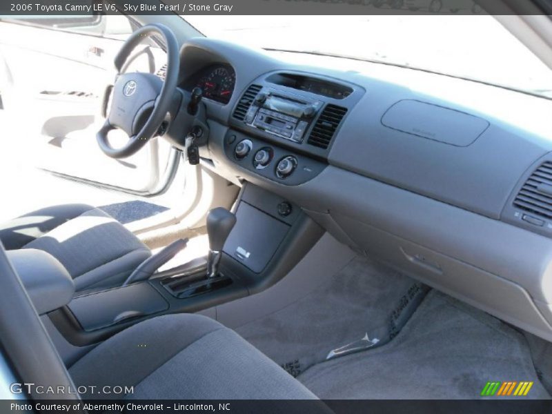 Sky Blue Pearl / Stone Gray 2006 Toyota Camry LE V6