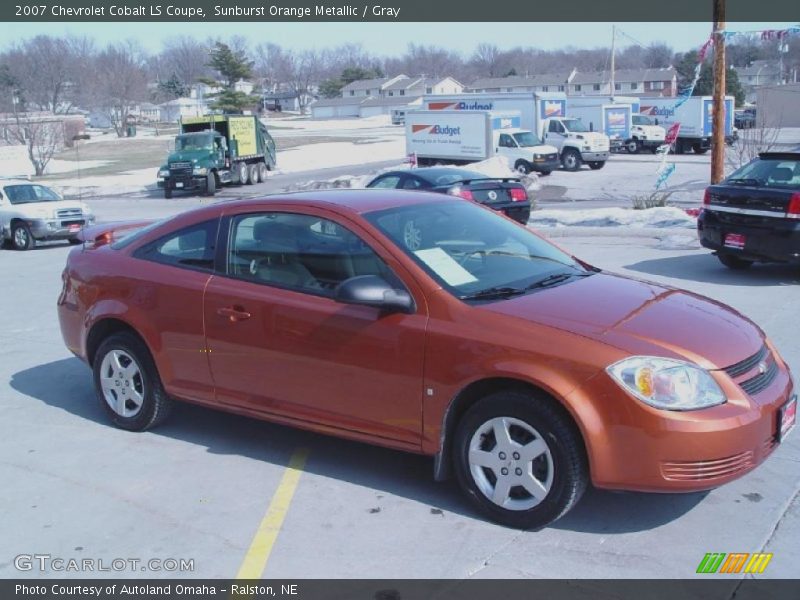 Sunburst Orange Metallic / Gray 2007 Chevrolet Cobalt LS Coupe
