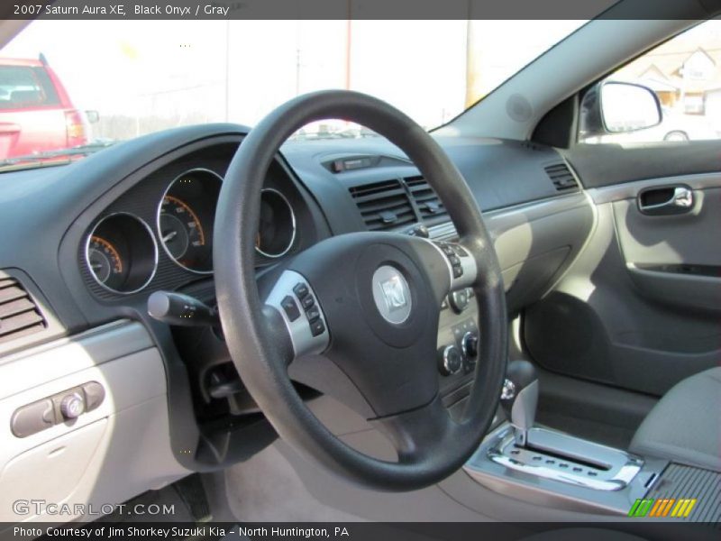 Black Onyx / Gray 2007 Saturn Aura XE