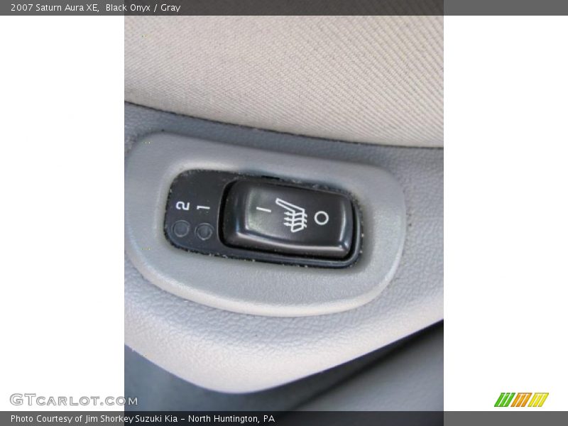 Black Onyx / Gray 2007 Saturn Aura XE