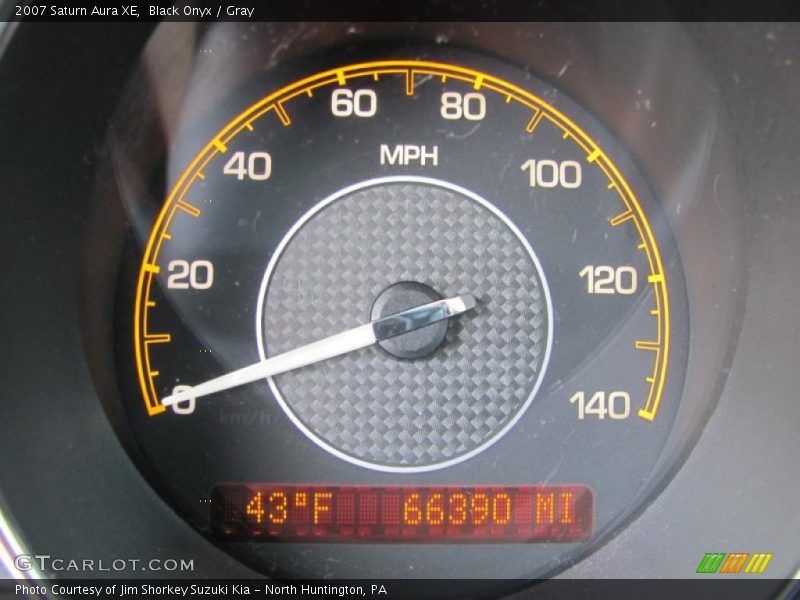 Black Onyx / Gray 2007 Saturn Aura XE
