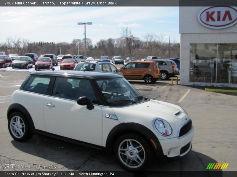 Pepper White / Grey/Carbon Black 2007 Mini Cooper S Hardtop