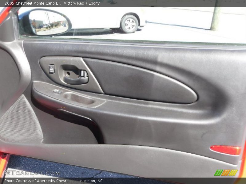 Victory Red / Ebony 2005 Chevrolet Monte Carlo LT