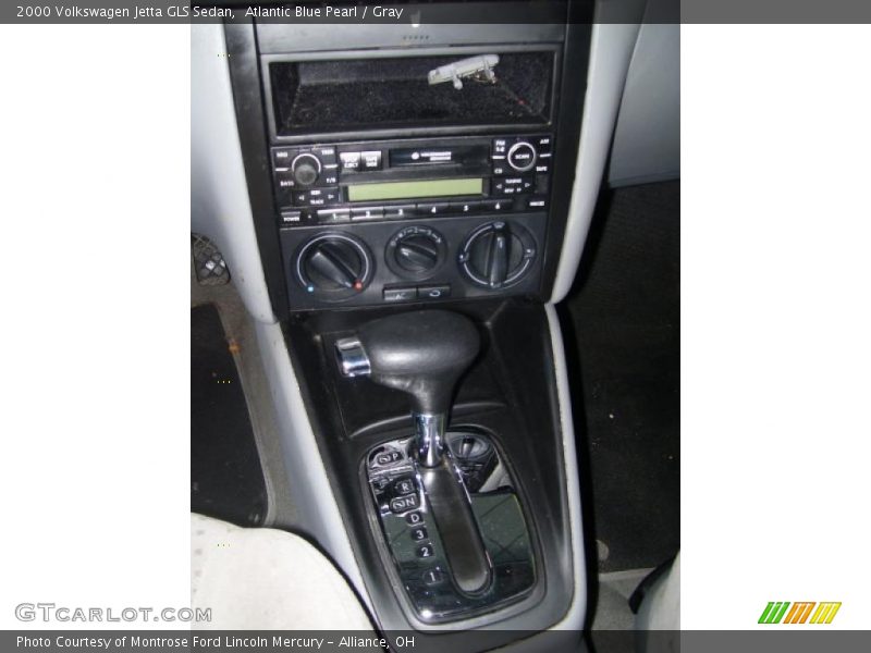 Atlantic Blue Pearl / Gray 2000 Volkswagen Jetta GLS Sedan