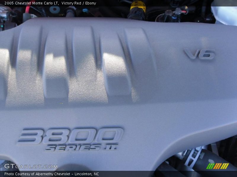 Victory Red / Ebony 2005 Chevrolet Monte Carlo LT