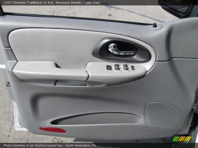 Moondust Metallic / Light Gray 2007 Chevrolet TrailBlazer LS 4x4