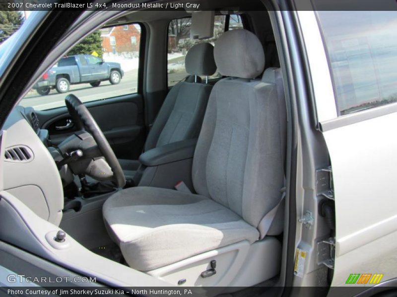 Moondust Metallic / Light Gray 2007 Chevrolet TrailBlazer LS 4x4