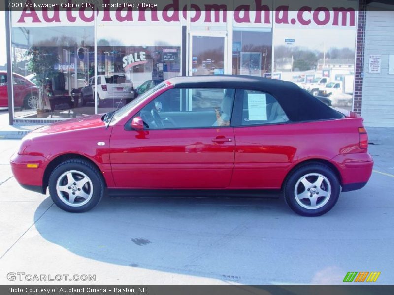 Tornado Red / Beige 2001 Volkswagen Cabrio GLS