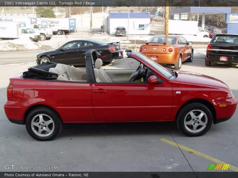 Tornado Red / Beige 2001 Volkswagen Cabrio GLS