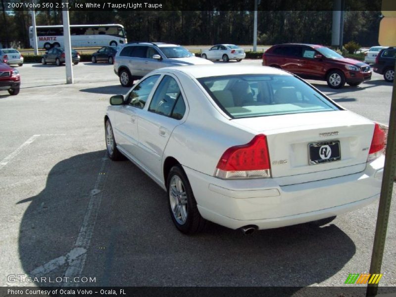 Ice White / Taupe/Light Taupe 2007 Volvo S60 2.5T