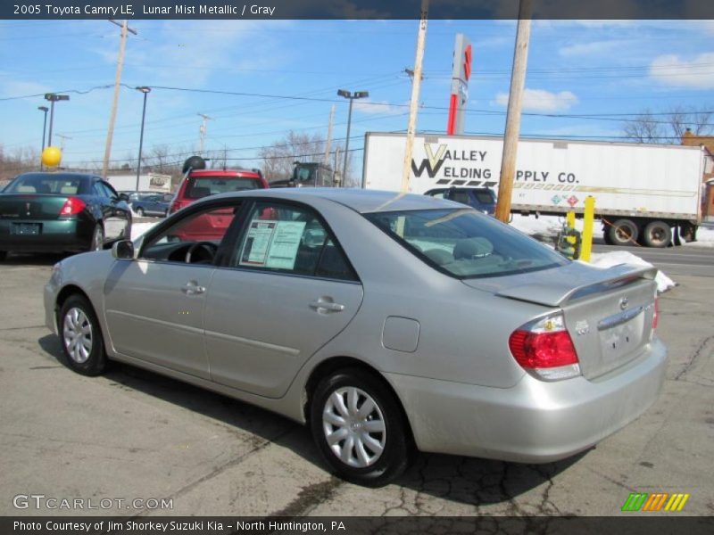 Lunar Mist Metallic / Gray 2005 Toyota Camry LE