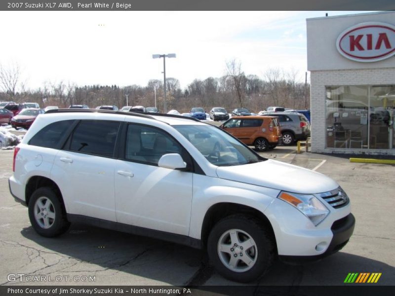 Pearl White / Beige 2007 Suzuki XL7 AWD