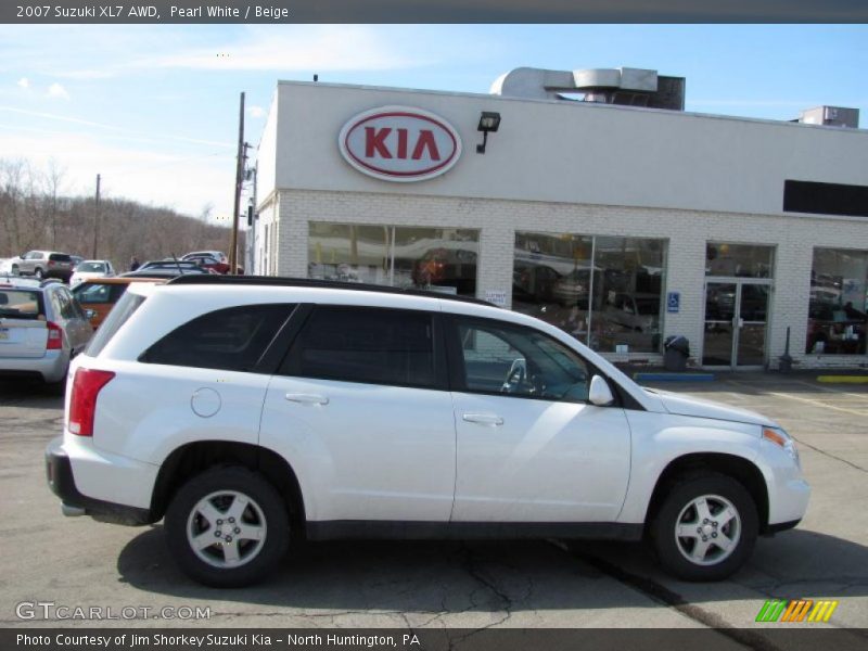 Pearl White / Beige 2007 Suzuki XL7 AWD