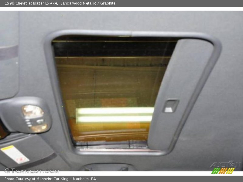 Sandalwood Metallic / Graphite 1998 Chevrolet Blazer LS 4x4
