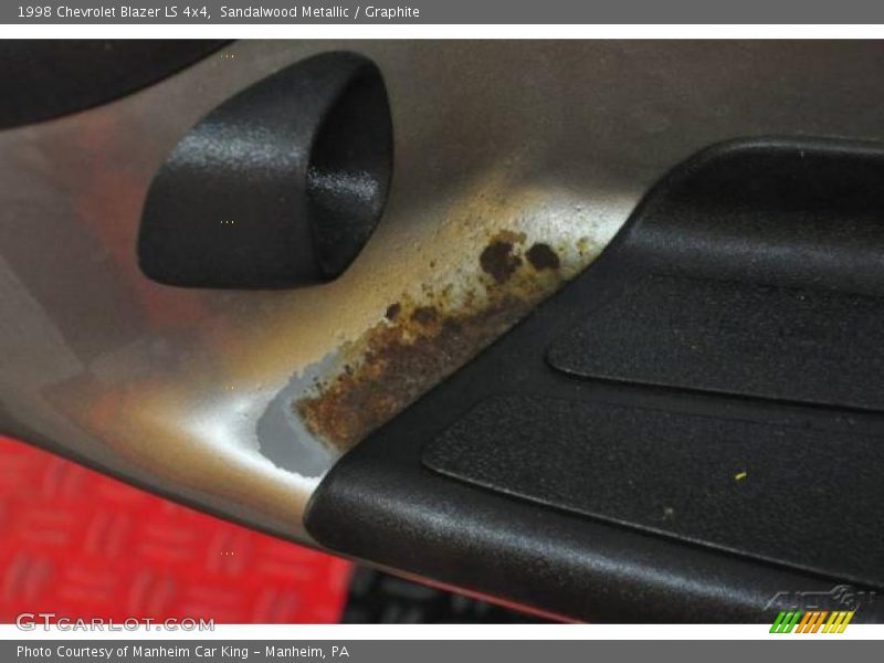 Sandalwood Metallic / Graphite 1998 Chevrolet Blazer LS 4x4