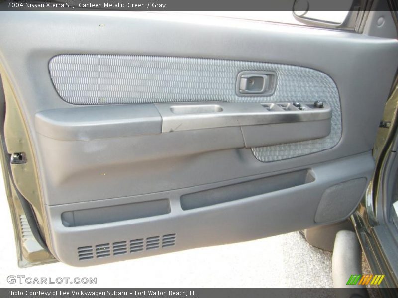 Canteen Metallic Green / Gray 2004 Nissan Xterra SE