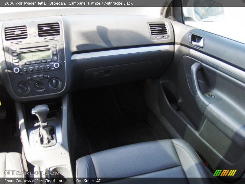 Campanella White / Anthracite Black 2006 Volkswagen Jetta TDI Sedan