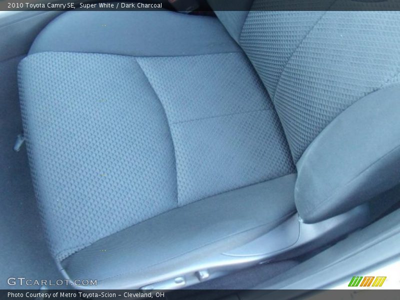 Super White / Dark Charcoal 2010 Toyota Camry SE