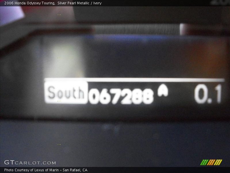 Silver Pearl Metallic / Ivory 2006 Honda Odyssey Touring