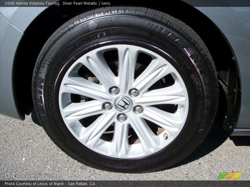 Silver Pearl Metallic / Ivory 2006 Honda Odyssey Touring
