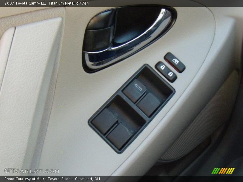Titanium Metallic / Ash 2007 Toyota Camry LE