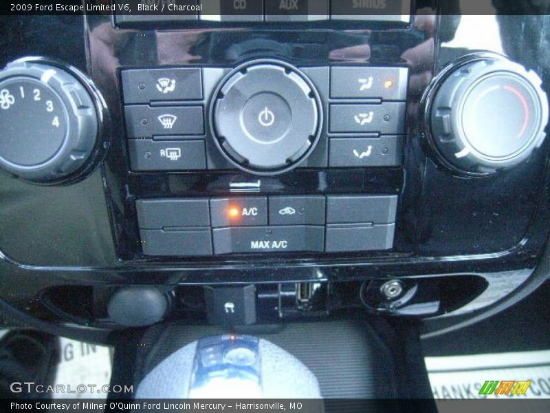 Black / Charcoal 2009 Ford Escape Limited V6