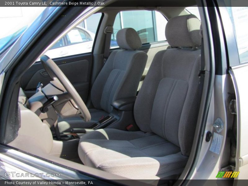 Cashmere Beige Metallic / Oak 2001 Toyota Camry LE