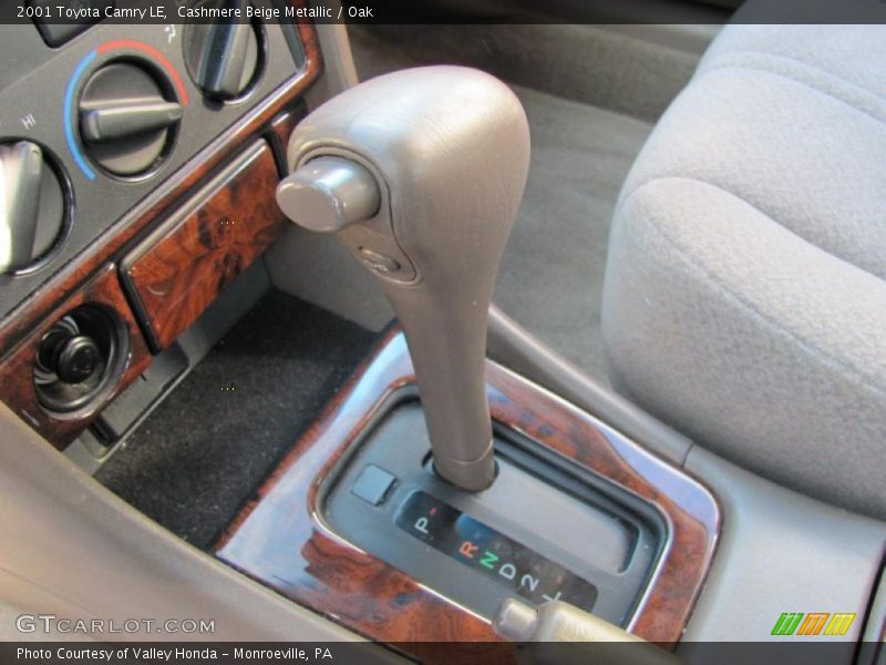 Cashmere Beige Metallic / Oak 2001 Toyota Camry LE